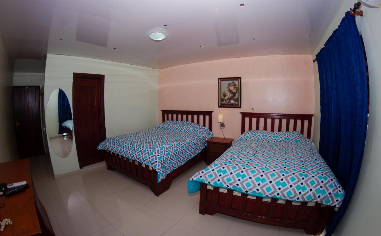 Hotel Renacer Santo Domingo Exterior photo