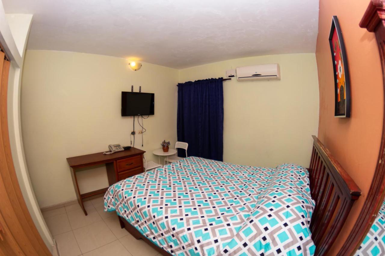 Hotel Renacer Santo Domingo Exterior photo